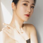 Shin Ye-eun Instagram - 우아하고 정교한 아름다움💎매듭으로 연결된 티파니 노트(Tiffany Knot) #AD #TiffanyAndCo #티파니앤코 #TiffanyPartner #TiffanyKnot