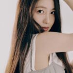 Shin Ye-eun Instagram - 😎