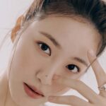 Shin Ye-eun Instagram - 😎