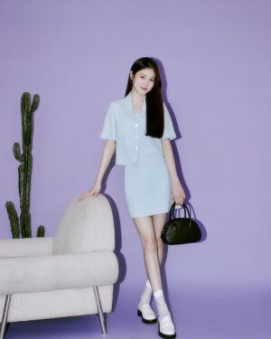 Shin Ye-eun Instagram - ㅈ ㅔㄱ ㅏ 
알ㅇㅏ ㅅ ㅓ
살 ㄱ ㅔ ㅇ🩶