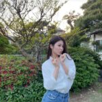 Shin Ye-eun Instagram - 🤍꽃나잇!
