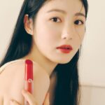 Shin Ye-eun Instagram - #armanibeauty 💄💋