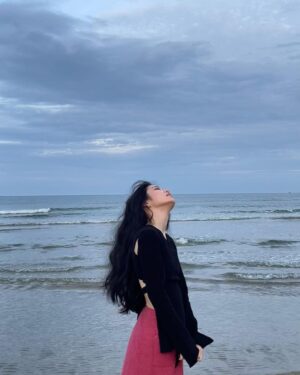 Shin Ye-eun Instagram - 🌪️
