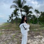 Shin Ye-eun Instagram - 몽글몽글 포근포근☁️☀️🩵
