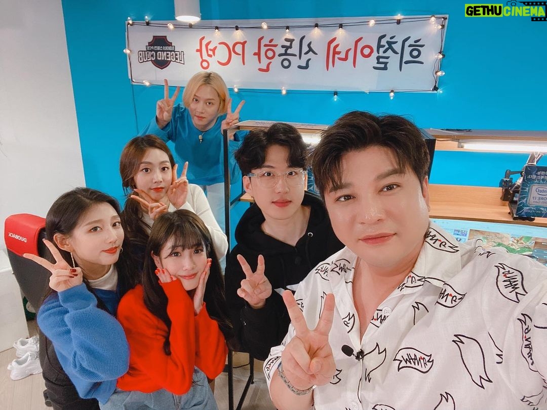 Shindong Instagram - #희철이네신동한PC방 #레전드클럽 #APEX레전드 #러블리즈 #슈퍼주니어