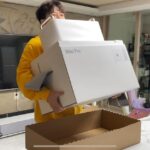 Shindong Instagram - 이게 바로 #flex 다!! #macpro 편집 날라다닐 예정 **사양공개 Mac Pro CTO 2.5GHz CPU/ 384GB RAM/ 4TB SSD/ Radeon Pro Vega II Duo 2개(각각 2x32GB HBM2 메모리) / Apple Afterburner 카드 / 바퀴 달린 스테인리스 스틸 프레임 / Magic Mouse 2 / Magic Trackpad 2/ PRO display XDR X 2개/