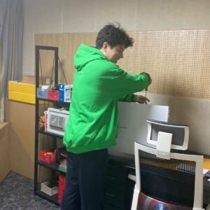 Shindong Instagram - #씐나 #새로운모니터 #뚜비 #굿모닝