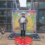 Shindong Instagram - 오늘 #마법사 를 만나고 왔다. 하지만 마법으로 #백만유튜버 는 할 수 없다고 했다.. #약속지킴 #이은결짱 —— 근데.. 공연보는데 정말 눈물이 날정도로 너무 감동적이고 멋졌습니다 아이디어도 너무 좋고.. 형 진짜 존경!^^ 그리고 이은결씨 공연은 아직 본적없음..