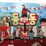 Shindong Instagram - MERRY CHRISTMAS ! ⠀ 신동의 신동댕동 곧 시작합니다 ! 2019년 12월24일 화요일 6PM ! ⠀ 이전의 공지대로 오늘의 라이브는 ‘왈랄라TV’에서만 진행 됩니다! (♬구독, 좋↑아요!!를♬ 눌러허!!♭ 주세혀오!! 신동~댕↑동!♬) ⠀ -왈랄라TV 채널 : https://www.youtube.com/channel/UCRxJTycsuwXldVJaNAiO90A -트위치TV 채널 : https://twitch.tv/walalacrew ⠀ 오늘의 컨텐츠 -소통방송 (인척 하는 버럭방송) -크리스마스 특집 ‘신동 그리고 왈랄라크루’ -선물 언박싱 (우리끼리) -노.래.자.랑. ⠀ ———————————————————————————————— ⠀ TODAY’s LIVE will be ON-AIR at ‘WALALA TV’ YOUTUBE CHANNEL ⠀ PLEASE COME TO THE FOLLOWING LINK : https://www.youtube.com/channel/UCRxJTycsuwXldVJaNAiO90A ⠀ MERRY CHRISTMAS !