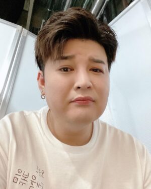 Shindong Instagram - #슈퍼쇼8 #엘프 #고마워 #수고했어
