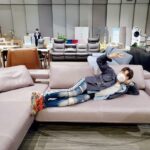 Shindong Instagram - 이게 제일 맘에들어요!!! 이사준비 그리고 랜선집들이 할꺼야. 조금만기다려 YOUTUBE 랜선집들이 준비중입니다!! 신동댕동으로도 찍어서 올릴께요!! 식탁도 봐야하는데.. ㅎㅎ 씐난다 #기대하시라 . . . #polipol #폴리폴 #독일소파 #리클라이너 #수입소파 #porcelcasa #포르셀까사 #세라믹식탁 #원목식탁 #식탁 #천연소재 #이태리세라믹 #francoferri #프랑코페리 #이태리소파 #명품소파 #italialiving #이탈리아리빙 #가죽소파 #천연가죽소파 #소파추천 #신동추천 #신동픽 #신동pick #현대백화점 #현대백화점판교점 #hyundaidepartmentstore #팝업스토어 #팝업행사