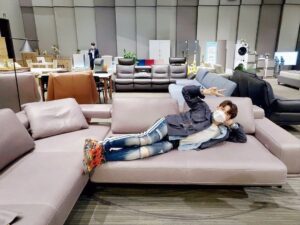 Shindong Instagram - 이게 제일 맘에들어요!!!
이사준비 그리고 랜선집들이 할꺼야.
조금만기다려
YOUTUBE 랜선집들이 준비중입니다!!
신동댕동으로도 찍어서 올릴께요!!
식탁도 봐야하는데.. ㅎㅎ 씐난다
#기대하시라
.
.
.
#polipol #폴리폴 #독일소파 #리클라이너 #수입소파
#porcelcasa #포르셀까사 #세라믹식탁 #원목식탁 #식탁 #천연소재 #이태리세라믹
#francoferri #프랑코페리 #이태리소파 #명품소파
#italialiving #이탈리아리빙 #가죽소파 #천연가죽소파 #소파추천
#신동추천 #신동픽 #신동pick
#현대백화점 #현대백화점판교점 #hyundaidepartmentstore #팝업스토어 #팝업행사