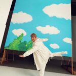 Shingo Katori Instagram - 飛べるよ 大丈夫 空は広いから あっちにいっても こっちにいっても どっちだっていい 自分で選んだ空には 君の風が吹いている 僕も乗せてよ 君の風に