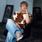 Shingo Katori Instagram – 私服でお願いします。と言われているので至福の時を楽しんでいる。
#週刊文春WOMAN 2023夏号

shirt… #fendi 
jeans… #balenciaga 
sneakers… #dior
watch… #gucci
