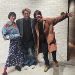 Shingo Katori Instagram - " 眩しい未来 " 香取慎吾と草彅剛のユニット SingTuyo (しんつよ)の新曲です。 上野樹里ちゃん作詞、和田唱さん作曲です。 お正月の武道館での新しい地図ファンミーティングのために作りました。 昨日の、つよぽんと僕のラジオ『パワスプ』で流れました。radikoで聴けるかな。 いつか配信出来たら嬉しいです！ 唱さん、樹里ちゃん、素敵な歌をありがとう！ @sho_wada_triceratops @_juri_art_ #眩しい未来 #SingTuyo #しんつよ #慎吾と剛のユニット #2018年にKISSismylifeをリリース #眩しい未来は6年ぶり2曲目のリリース #いやCDにもなっていなく配信もされていないからリリースとは言わないのか #パワスプ #慎吾と剛のラジオ #来年30周年のラジオ #bayfm #草彅剛 #香取慎吾 #上野樹里 #和田唱