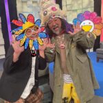 Shingo Katori Instagram - む〜らか〜〜みた〜〜か〜し〜〜〜さん ジョ〜〜〜ンロビ〜〜〜〜〜ンソ〜〜〜〜〜〜〜〜ン あしたの #ワルイコあつまれ は年末ス〜〜ペシャ〜〜〜〜ル #村上隆 #takashimurakami #ジョンロビンソン #JohnRobinson #香取慎吾 #shingokatori