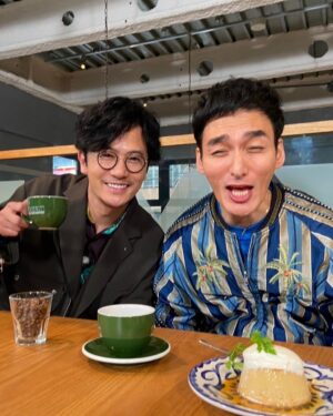Shingo Katori Instagram - #彼氏とデートなうに使っていいよ
のために撮ったけど
#彼氏とデートなうに使えないやつ

#でもこれが逆にいいよってコメントがきそうなやつ