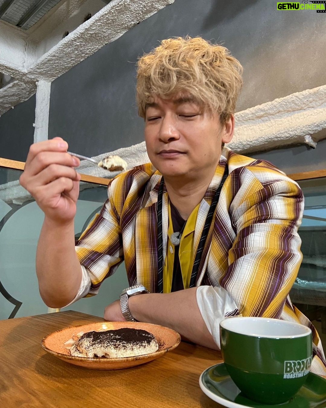 Shingo Katori - 155.9K Likes - #彼氏とデートなうに使っていいよ
のために撮ったけど
#彼氏とデートなうに使えないやつ
#でもこれが逆にいいよってコメントがきそうなやつ