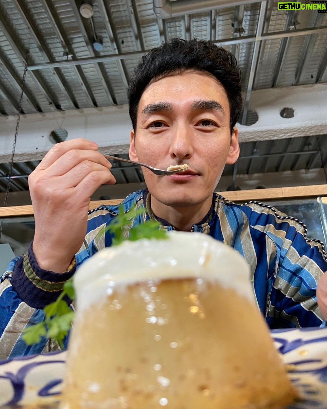 Shingo Katori - 155.9K Likes - #彼氏とデートなうに使っていいよ
のために撮ったけど
#彼氏とデートなうに使えないやつ
#でもこれが逆にいいよってコメントがきそうなやつ