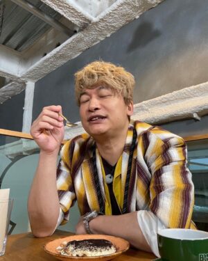 Shingo Katori Instagram - #彼氏とデートなうに使っていいよ
のために撮ったけど
#彼氏とデートなうに使えないやつ

#でもこれが逆にいいよってコメントがきそうなやつ