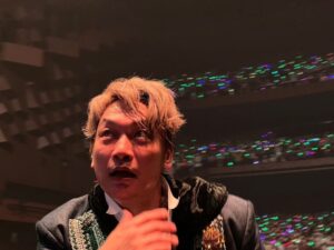 Shingo Katori Instagram - #BlackRabbit
in大阪 #フェスティバルホール
3日間3公演
楽しかったー！
next week 愛知
#愛知県芸術劇場