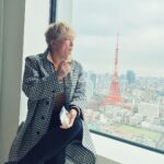 Shingo Katori Instagram - ホテルでプラダでサンドウィッチ と東京タワー @25ansjp 今日発売 #25ans #東京エディション虎ノ門 #TokyoEDITIONToranomon #プラダ #PRADA #サンドウィッチ #赤トンボ #東京タワー #tokyotower