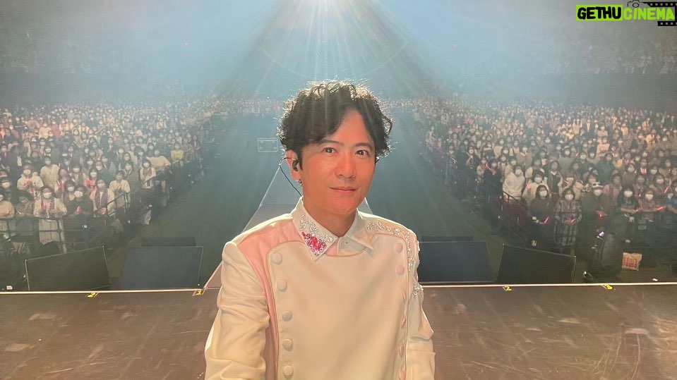 Shingo Katori Instagram - #NAKAMAtoMEETING_vol2 in愛知 日本ガイシホール 二日間3公演とっても楽しい、美味しい、笑顔に包まれた時間でした。ありがとう! #稲垣吾郎 #草彅剛 #香取慎吾 #新しい地図 次の #NtMv2 は来月ファイナル北海道だぁ!