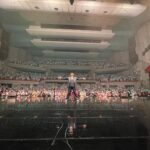 Shingo Katori Instagram - NHKホール3日間楽しかったぁ。ありがとう。子供の頃初めてのドラマに緊張した事、大河ドラマのプレッシャーに飲み込まれそうになった事、紅白歌合戦で一瞬の短い自分のソロパートが上手く歌えずへこんで、その年を終えた時の事。沢山のNHKでの、僕を強く成長させてくれた思い出に包まれながら、幸せいっぱいな3日間でした！ 次は大阪 愛知 石川 福島 福岡 全国ぴょんぴょん飛び回ります。 #BlackRabbit で一緒に幸せ時間を抱きしめましょう！ ＊素敵なホールを歩き回ってみた。グッズ売り場の後ろが岡本太郎で驚き、感動の香取慎吾。