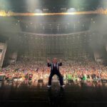 Shingo Katori Instagram - #BlackRabbit 石川公演 #本多の森北電ホール から、そろそろ2ヶ月が経とうとしています。 石川で一足先に1人千秋楽を迎えた #SNGdancers #加賀谷一肇 @k.kazutada の写真を見て、今月18日に行われる広島での千秋楽公演を思い、とても楽しみでもあり、寂しさも滲む季節外れの暑さです。 安定しない気候の変化に、体調崩しませんように。 今日も、ひとつでも多くの安定した心の笑顔に会えますように。