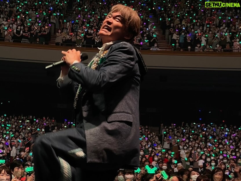 Shingo Katori Instagram - #10月が終わる #ハッピーハロウィン #ハッピー山本 #山本耕史お誕生日おめでとう #北九州ソレイユホール #のステージで撮った写真 #ハッピーハロウィーン #ハッピーやまもーと