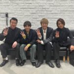 Shingo Katori Instagram - スリーピース！ あれから22年。また会えた。嬉し楽しかった。また会いたい！ #須賀健太 #松岡充 #加藤浩次 #香取慎吾 #人にやさしく#スリーピース #行列のできる相談所 @sugakenta1019 @matsuokamitsuru0812