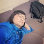Shingo Katori Instagram - 明日のワルイコあつまれの 友近さんが一休さんだったり。 ワルイコに来てくれた時のみちょぱとしんごちんだったり。 慎吾ママと楊貴妃な吉田羊さんだったり。 漫画風ポートレートだったり。 明後日金沢21世紀美術館での個展閉幕だったり。 カホさんの昼寝だったり。 昼寝なのに自撮りだったり。 僕のリュックだったり。 #ワルイコあつまれ #友近 #一休さん #慎吾ママ #みちょぱ #しんごちん #吉田羊 #楊貴妃 #漫画風ポートレート #金沢 #WhoAmITour #金沢21世紀美術館 #カホさん #昼寝 #自撮り #リュック #バレンシアガ #balenciaga