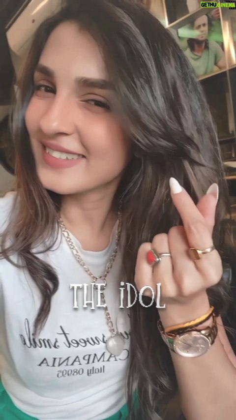Shiny Doshi Instagram - ~ Let's Celebrate !! #13YearsOfShinyDoshi 💐🥂🌈 - Hey Our Gorgeous Lady ❤️ Congratulations our Shining Shiny for completing Outstanding Rocking 13 Years in this Industry 👏🏻❤️ - On this special occasion, here is a small Edit showing the pure and unconditional love of all of us for our lovely Girl.. You are our sweetheart and this small video reflects the same 🥰❤️ - It's just a beginnings, Many more Years to come with loads of Love and Success 👍🏻 May you keep climbing this Success Stairs and reach to your dream Peak ✌🏻Have a Rocking and Fun filled Successful years ahead in your Profession 🌈❤️ ~ Loads and Loads of Love and Blessings from all of your Loving Fans 💗 - Yours Shinians 🫰🏻 @shinyxadmirer @moniluvssidneet @diya_gaura @gaurashines_nina @marvellous_gaura_shweta @shinydoshifp @shiny_x_angel_ @shinyxgalaxy @shinyxgallery @stanning_gaura @gaura_forever @khushboomistry78 @mami_ki_divani @hmpn5999 @ruhii___909 @shreyaaa_718 @nikitamishra1905 // 🏷️ #shinydoshi #sheenloveshiny #shinians // #model #actress #13years #beautiful #journey #santoorgirl #saraswatichandra #sarojinieknayipehal #bahuhamarirajnikant #jamairaja #khatronkekhiladi #dilhitohhai #boxcricketleague #laalishq #shrimadbhagwatmahapuran #aliflaila #ratrikeyatri #pandyastore #navratriekadbhututsav #ravivaarwithstarparivaar #terimeridoriyaann // #reels #trendingreels #viral #viralreels #explore // Explore - اکسپلور