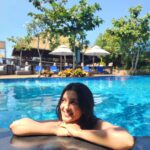 Shiny Doshi Instagram – Just another #poolday @mayfairmorjim ⛱️🌊

#mood #goadiaries Mayfair On Sea, Morjim