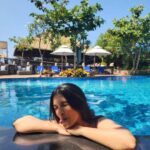 Shiny Doshi Instagram – Just another #poolday @mayfairmorjim ⛱️🌊

#mood #goadiaries Mayfair On Sea, Morjim