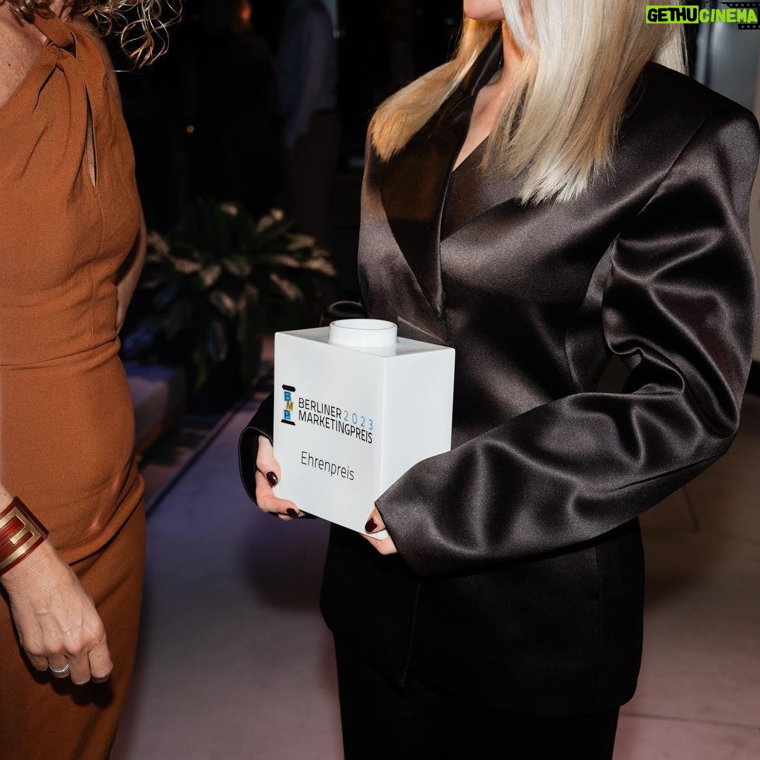 Shirin David Instagram - ich lieb ja preisverleihungen