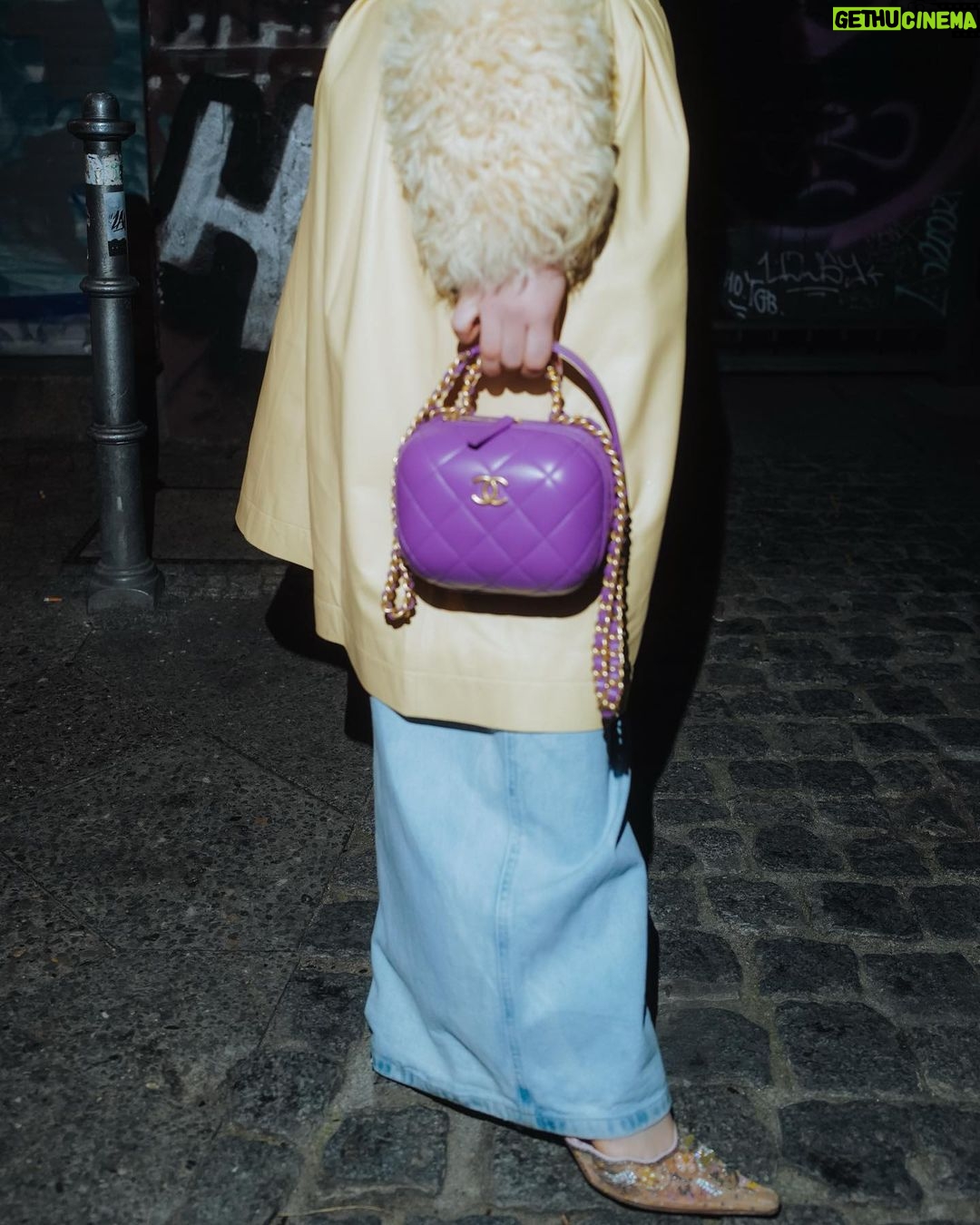 Shirin David Instagram - He said do that pussy purrr? I said yup miau 😽