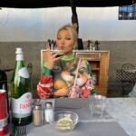 Shirin David Instagram - baltic babe in italy 🚬🍷🫶🏼🏞 Florence, Italy