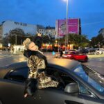 Shirin David Instagram - wir sind überall 🥰💦 @dirtea 😱 habt ihr euch schon dirtea nachhause geflinkt? 🤓 mit meinem code „SHIRIN“ bekommt ihr als neukunden bei @flinkgermany in den nächsten 48 stunden einen 12€ rabatt bei einem mindestbestellwert von 20€ 🚨🔥 @flinkgermany ist übrigens in 39 städten in deutschland und jetzt auch in wien vertreten ✔️ #dirtea #StaySafeDrinkDirtea