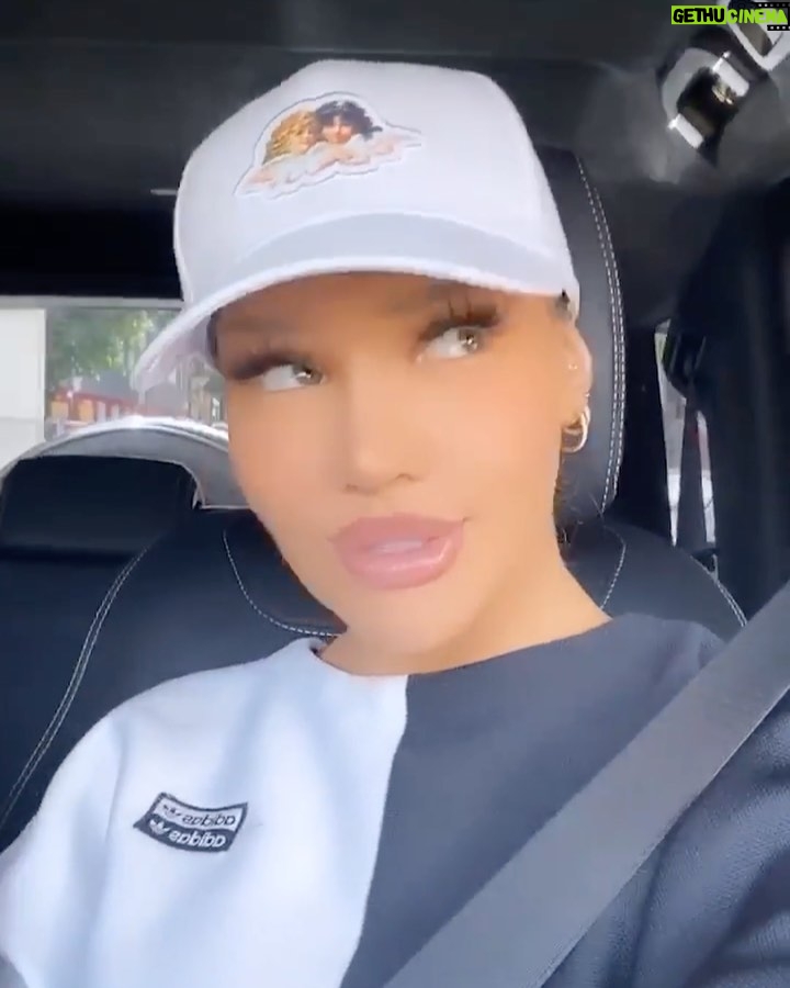 Shirin David Instagram - h0nd 🥰 Berlin, Germany