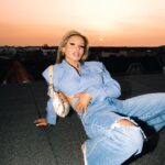 Shirin David Instagram - meine zehen sind weiß und der booty ist nice, seine bitch sucht streit lieben wir 💅🏽 Berlin, Germany