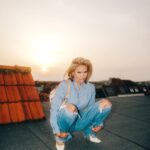 Shirin David Instagram - meine zehen sind weiß und der booty ist nice, seine bitch sucht streit lieben wir 💅🏽 Berlin, Germany