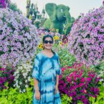 Shiva Jyothi Instagram - #dubaimiraclegarden ❤️ #newpost #instagram #instagood #travel #dubai #familytrip #coupletravel #jyothakka #shivajyothi Miracle Garden, Dubai