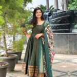 Shiva Jyothi Instagram - It's okay to be sad after making the right decision. Outfit by @kvs_shopping ❤️ #jyothakka #shivajyothi # newpost #instgram #instagood