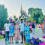 Shiva Jyothi Instagram - #dubaimiraclegarden ❤️ #newpost #instagram #instagood #travel #dubai #familytrip #coupletravel #jyothakka #shivajyothi Miracle Garden, Dubai