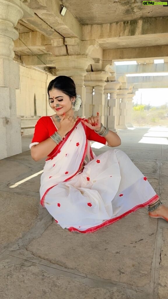Shiva Jyothi Instagram - My Beautiful Akka @iam.savithri ❤️😍 . . #navyamarouthu #jyothakka #réel #reelsinstagram #reelitfeelit #reelindia #chor