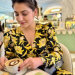 Shivaleeka Oberoi Instagram – Coffee anyone? 🌻💭☕️