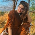Shivaleeka Oberoi Instagram - Moisturised. Happy. In my lane. Focused. Flourishing. 🐻🍃🥥 #GoodMorning #HappyTuesday 🌞