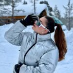 Shivaleeka Oberoi Instagram – Icy 🧊🩵
#MondayBlues 🥶 Kakslauttanen