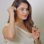 Shivaleeka Oberoi Instagram - Say hello to radiant skin with Garnier’s Vitamin C Serum – your skincare superhero. 🌞 Enriched with 30X* Vitamin C. Dark spots and dullness, be gone! Embrace the brightness with me! #Garnier #BrightComplete #VitaminC #Serum #Skincare #VitCStory #Brightness #AD